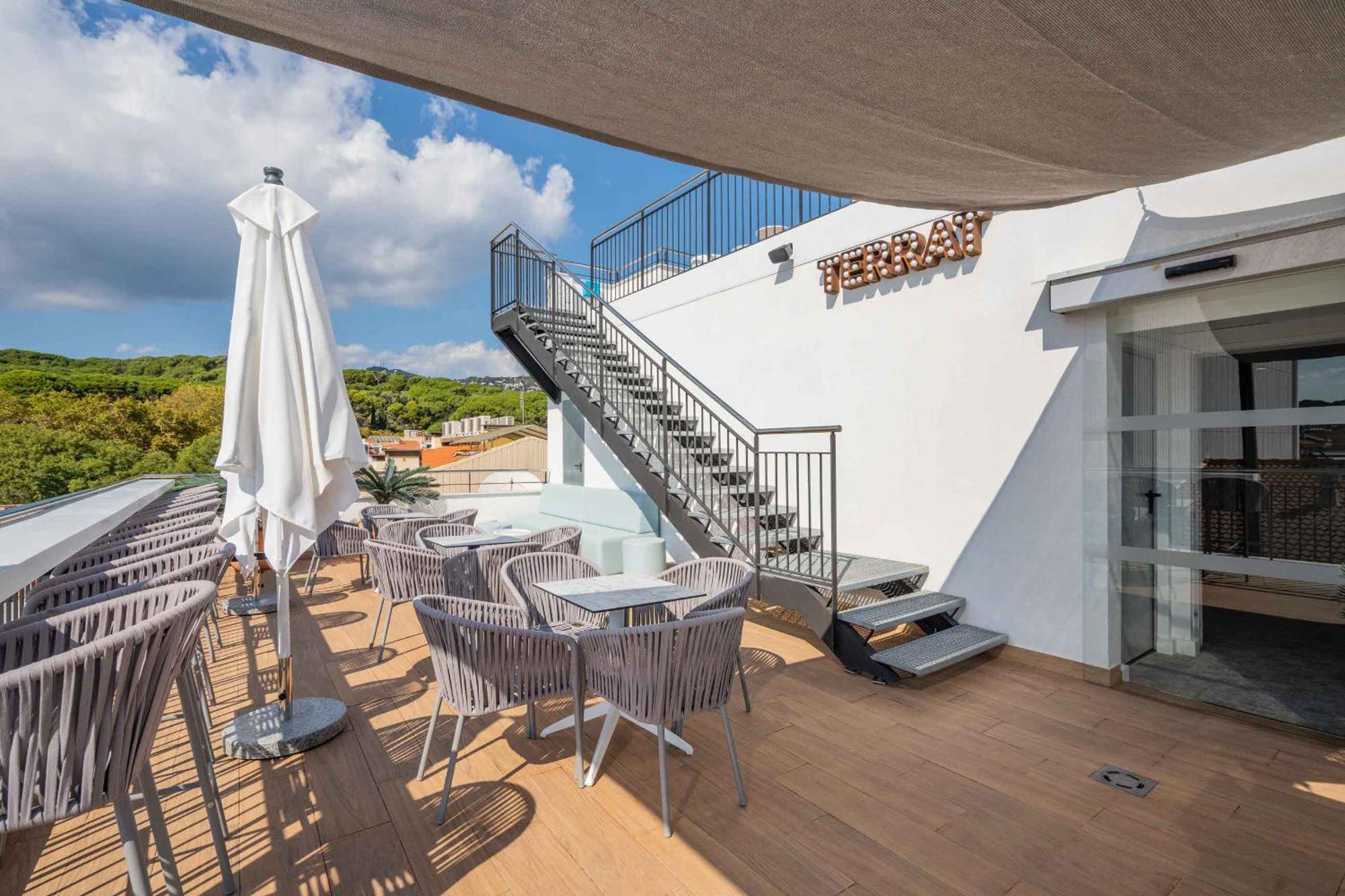 Neptuno Apartments Calella Luaran gambar