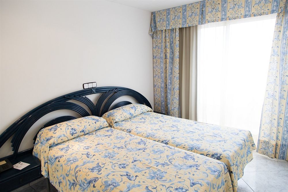 Neptuno Apartments Calella Luaran gambar